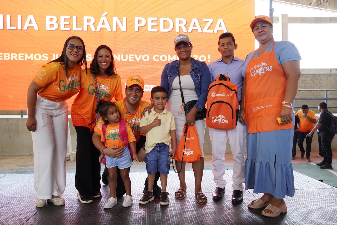 Una familia emprendedora con su kit